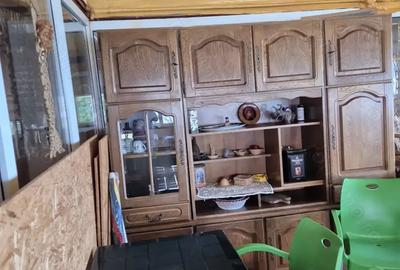 Casă cu 6 camere cu Teren 750 Mp în Central