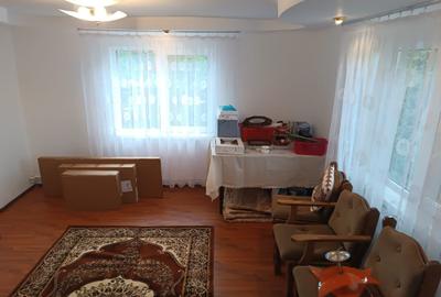 Casă cu 2 camere în Pietroasa - 1
