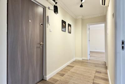 Apartament cu 2 camere decomandat, mobilat în P-ța Victoriei - 11