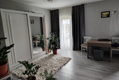 Garsonieră decomandată, mobilată în Unirii - 2