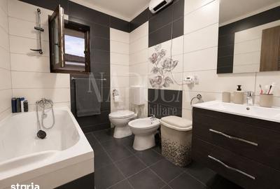 Casă cu 4 camere cu Teren 258 Mp în Florești