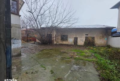 Casă cu 3 camere cu Canalizare în Central - 5