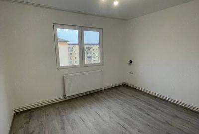 Apartament cu 2 camere semidecomandat în Dâmbovița