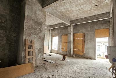 Spațiu comercial, de 1,870 mp, în Unirii - 4
