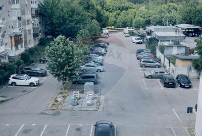 Apartament cu 2 camere semidecomandat în Craiovița Nouă