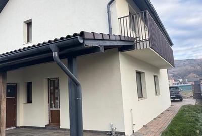 Casă individuală cu 4 camere cu Canalizare în Chinteni - 5
