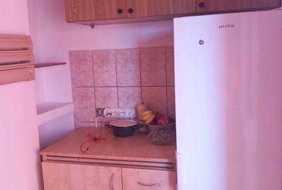 Apartament cu 2 camere decomandat în Aradului