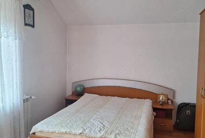 Casă cu Teren 19900 Mp în Izvoarele - 15