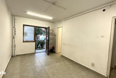Spațiu comercial, de 25 mp, în Central