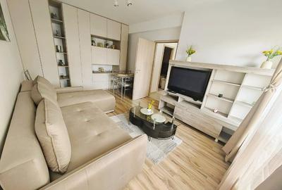 Apartament cu 2 camere decomandat în Tractorul