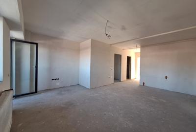 Apartament cu 3 camere semidecomandat în Florești - 2