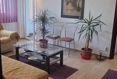 Apartament cu 2 camere semidecomandat, mobilat în Colentina