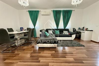 Apartament cu 3 camere semidecomandat, mobilat în Lipovei