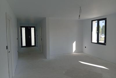 Casă cu 3 camere în Central - 5