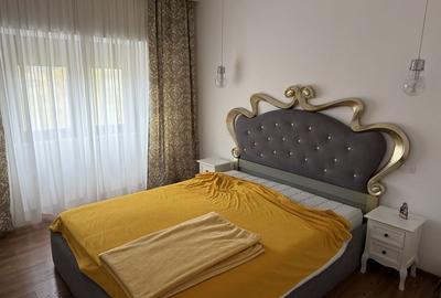Apartament cu 3 camere decomandat în Central - 1