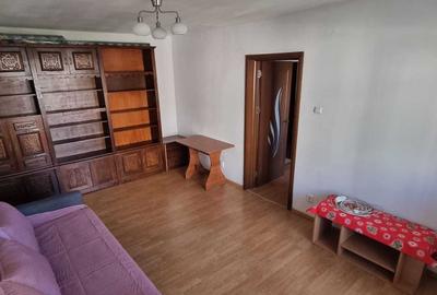Apartament cu 2 camere decomandat în Rahova