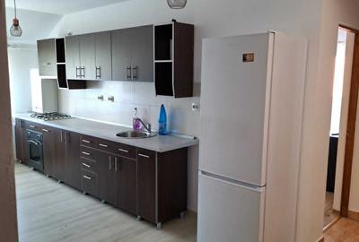 Apartament cu 3 camere decomandat în Central - 3