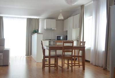Apartament cu 3 camere decomandat, mobilat în Bușteni - 2