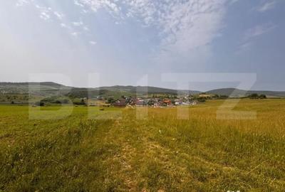 Teren de 900 mp, în Central - 8