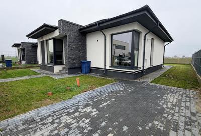 Casa Comuna Berceni 3 camere si 2 bai - 2