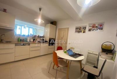 3 camere-Damaroaia-spatios - 2