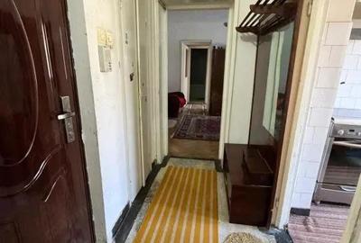 Apartament cu 3 camere semidecomandat în Central - 8