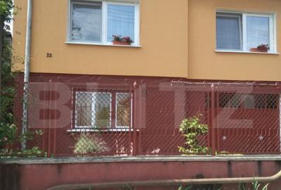 Casă cu 4 camere cu Teren 500 Mp în Micro 4 - 4