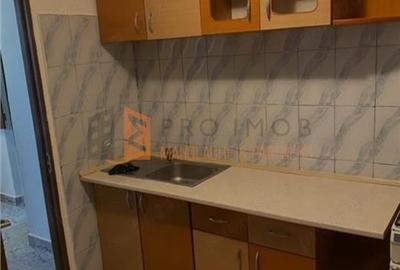 Garsoniera cf 1 decomandata Zona Bulevardul 1 Decembrie - 6