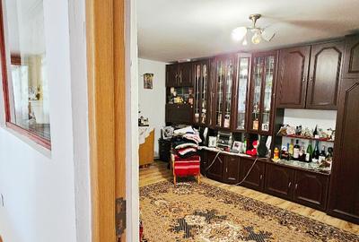 Proprietate imobiliara compusa din casa locuit,anexe,hala,Al.cel Bun - 2