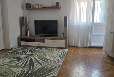 Apartament cu 3 camere semidecomandat în Take Ionescu - 13