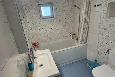 Apartament cu 3 camere semidecomandat în Florești - 7
