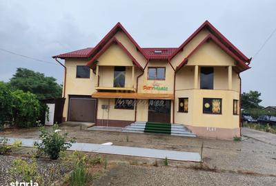 Casă cu 4 camere cu Teren 1200 Mp în Central - 4