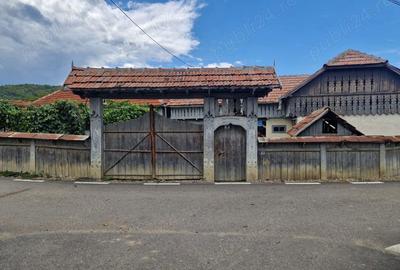 Casă cu 2 camere în Cașin - 4