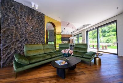 Casă cu 7 camere cu Teren 1140 Mp în Făget - 16