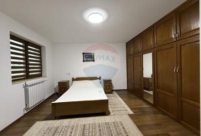 Casă individuală cu 7 camere cu Garaj în Central - 3
