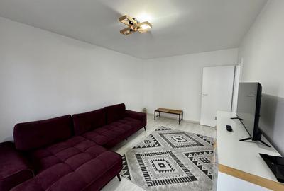 Apartament cu 2 camere, decomandat, in Tractorul - 2