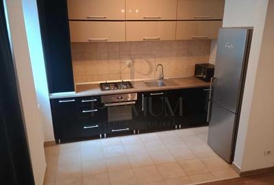 Apartament cu 2 camere semidecomandat, mobilat în Aradului