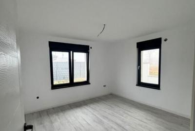 Casă cu 4 camere cu Teren 600 Mp în Satu Nou de Jos - 11