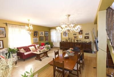 Vila Damaroaia – Spatiu, confort si locatie perfecta - 4