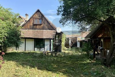 Casă unică de vânzare în Viscri la doar 250 m de casa regelui Charles - 6