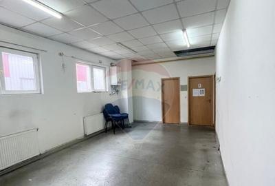 Spațiu comercial, de 596 mp, în UTA - 2