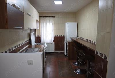 Apartament cu 3 camere decomandat în Central - 3