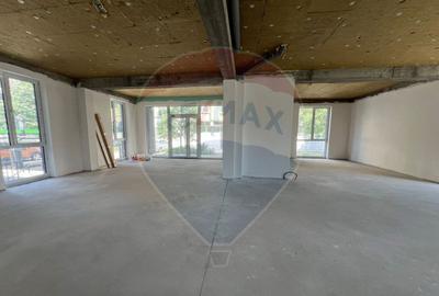 Spa?iu comercial de 615mp de inchiriat in zona Central - 12