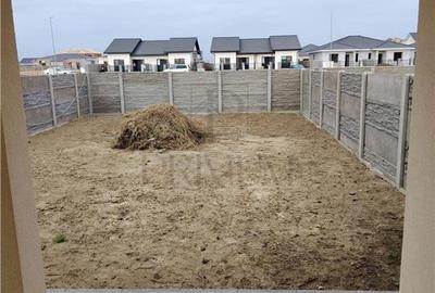 Duplex cu 3 camere cu Canalizare în Moșnița Nouă - 4