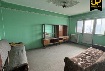 Apartament cu 3 camere decomandat în Apărătorii Patriei - 1
