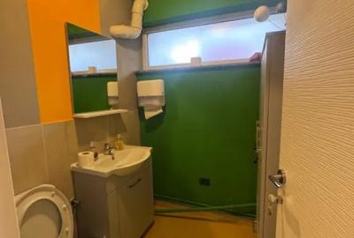 Spațiu comercial, de 185 mp, în Central - 6