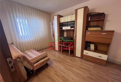 NOU! Ap. 3 cam., mob. si utilat, et. 4 din 5, zona Steaua! - 2