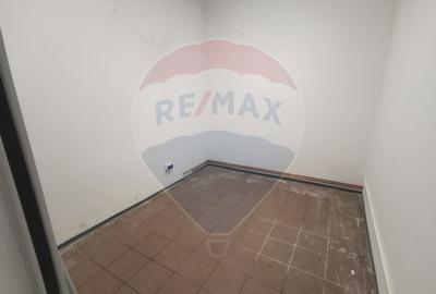 DE INCHIRIAT - Spatiu comercial cu vitrina stradala, Baia Mare - 4