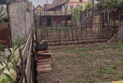 Casă cu 5 camere cu Teren 320 Mp în Central - 5