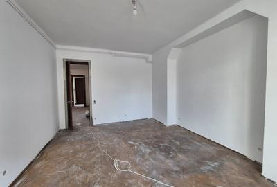 Apartament cu 4 camere decomandat în Eminescu - 12